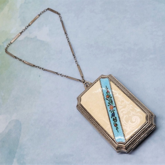 ⚖️ISO🐰 - Picture 5 of 12